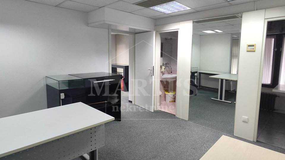 Commercial Property, 128 m2, For Sale, Zagreb - Kruge