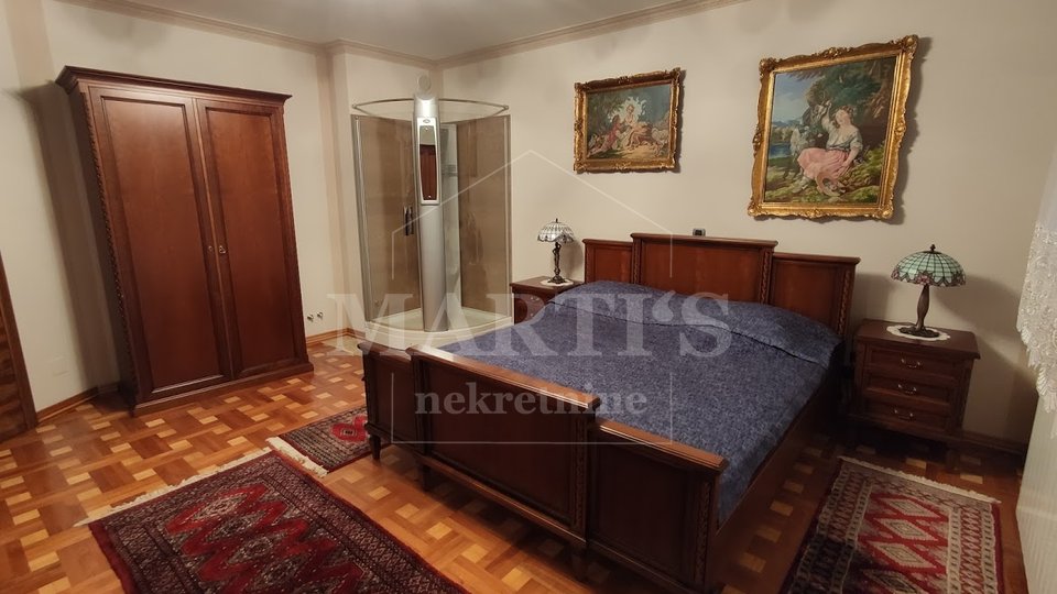 House, 620 m2, For Sale, Zagreb - Gajnice