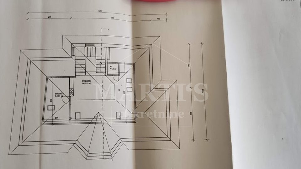 Gajnice, kuća na 4 etaže, 580m2, 2000m2 okućnice