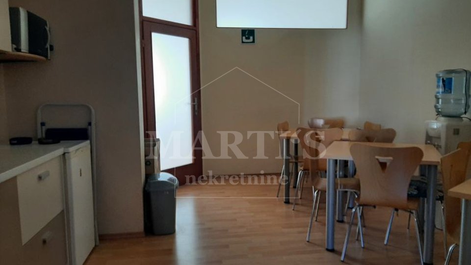 Commercial Property, 160 m2, For Sale, Zagreb - Novoselec