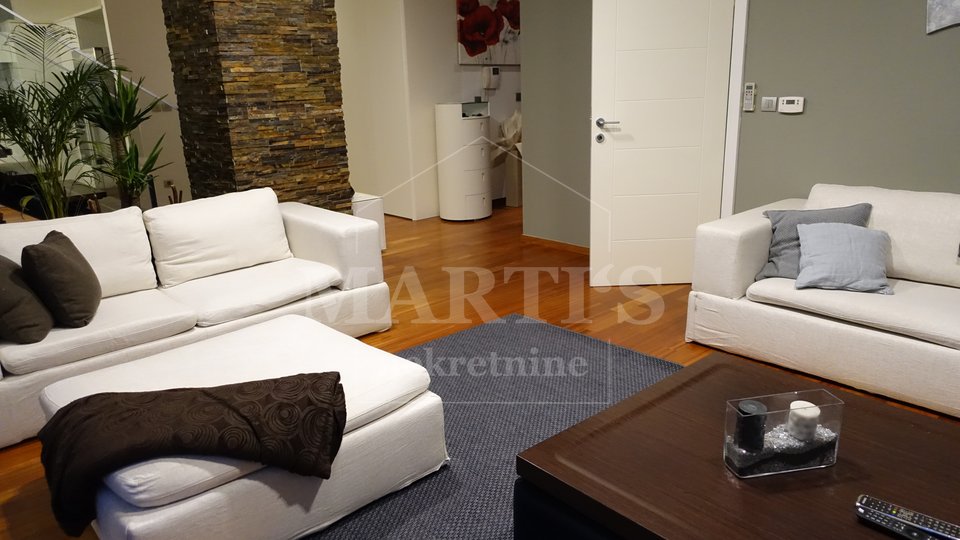 Appartamento, 199 m2, Vendita, Zagreb - Trnje