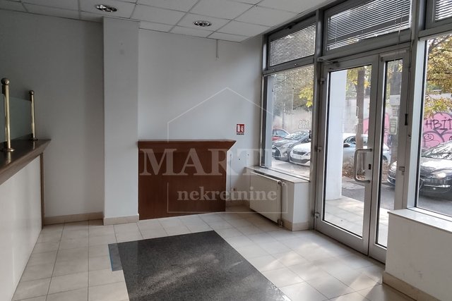 Geschäftsraum, 185 m2, Verkauf, Zagreb - Martinovka