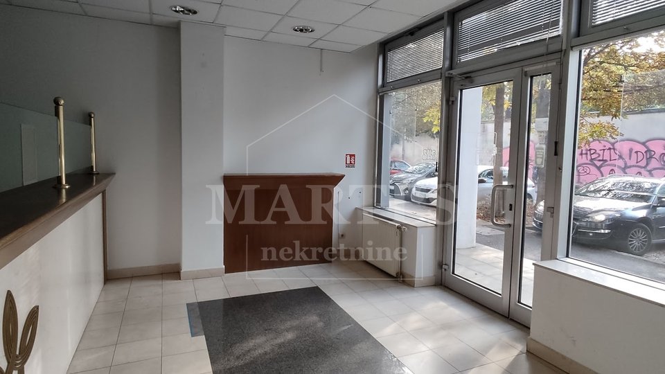 Geschäftsraum, 185 m2, Verkauf, Zagreb - Martinovka
