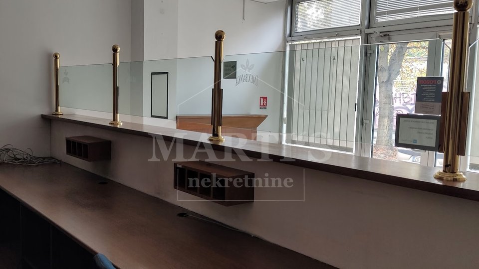 Commercial Property, 185 m2, For Sale, Zagreb - Martinovka