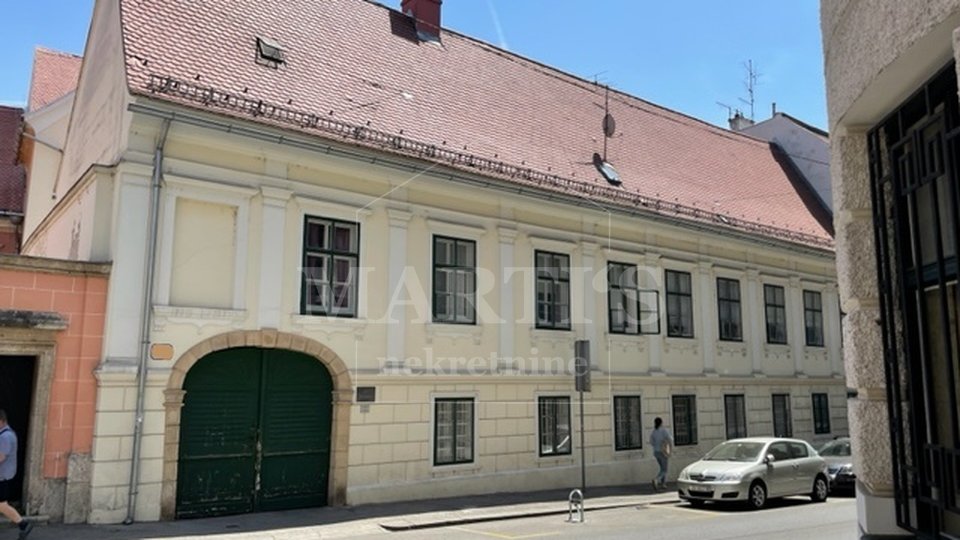 Gornji grad, Opatička, 3-soban, 60m2, 1.kat, parking u dvorištu