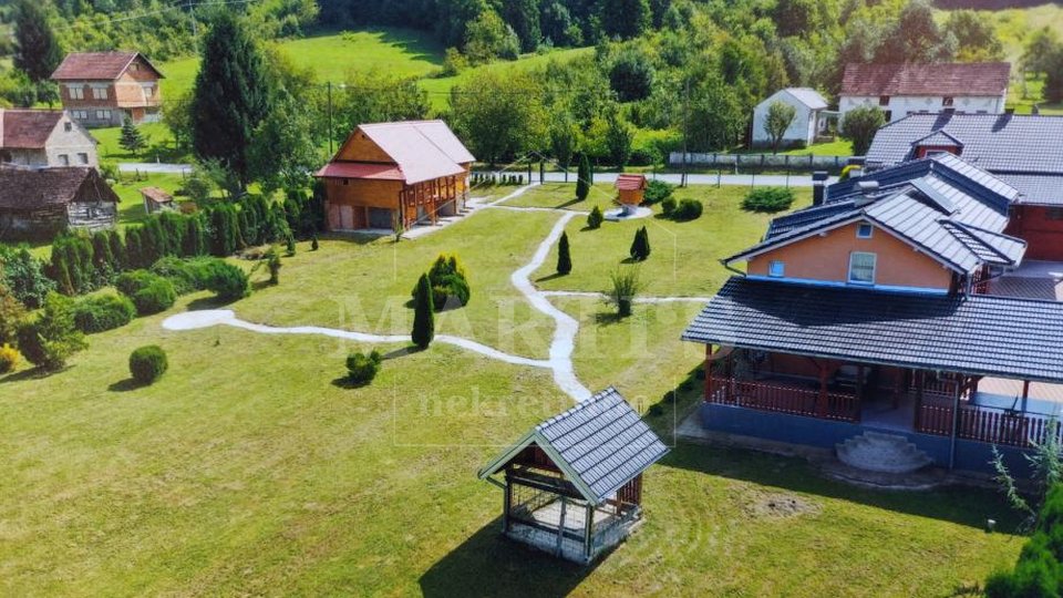 Haus, 620 m2, Verkauf, Majur - Gornji Hrastovac
