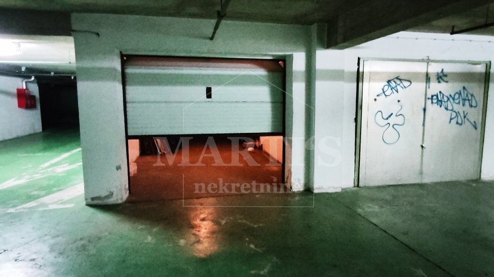 Garaža, 25 m2, Prodaja, Zagreb - Knežija